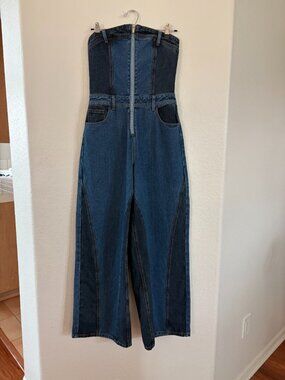 NASTY GAL JEAN ZIPUP JUMPSUIT SIZE 8